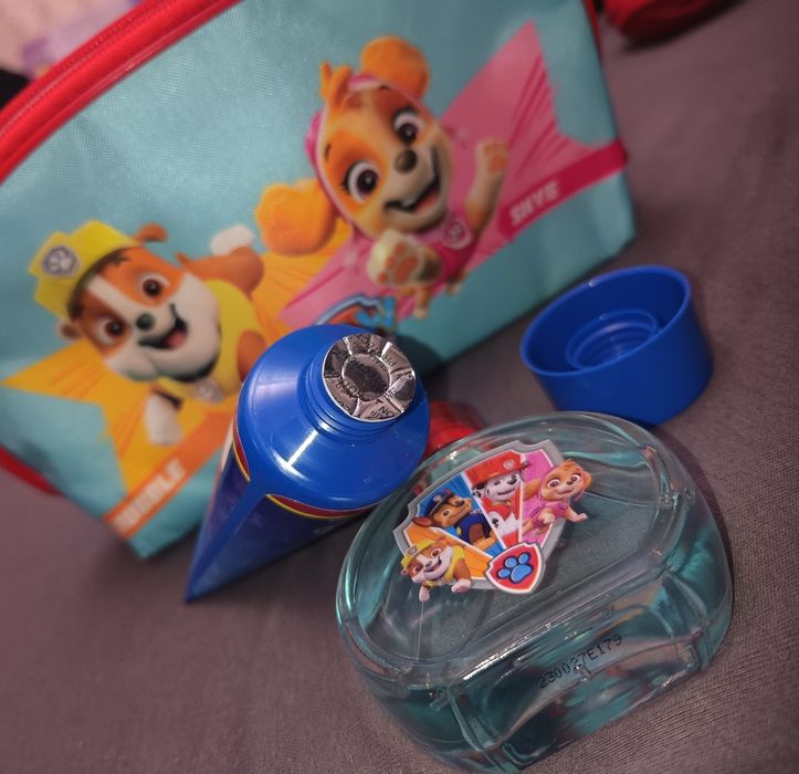 Нов унисекс гел за душ и тоалетна вода  за подарък за деца