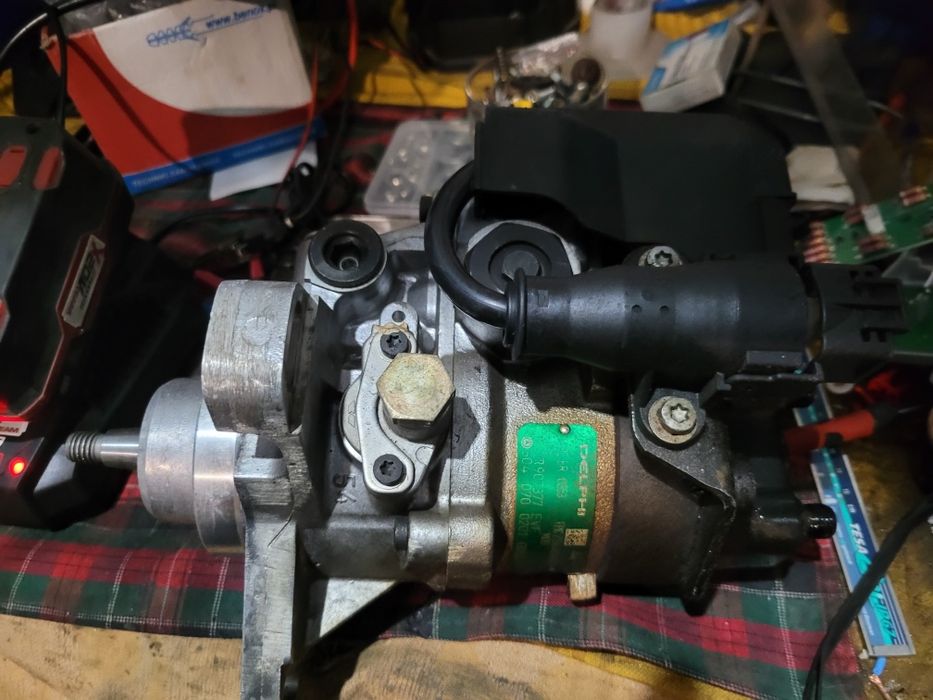 ГНП Лукас за Мерцедес /за ремонт,части/