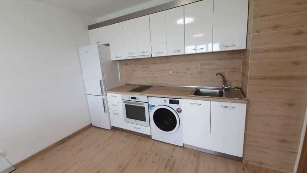 Дава се под наем Двустаен апартамент в София, Левски Г - 66 кв.м за 648.21 € - Снимка #2