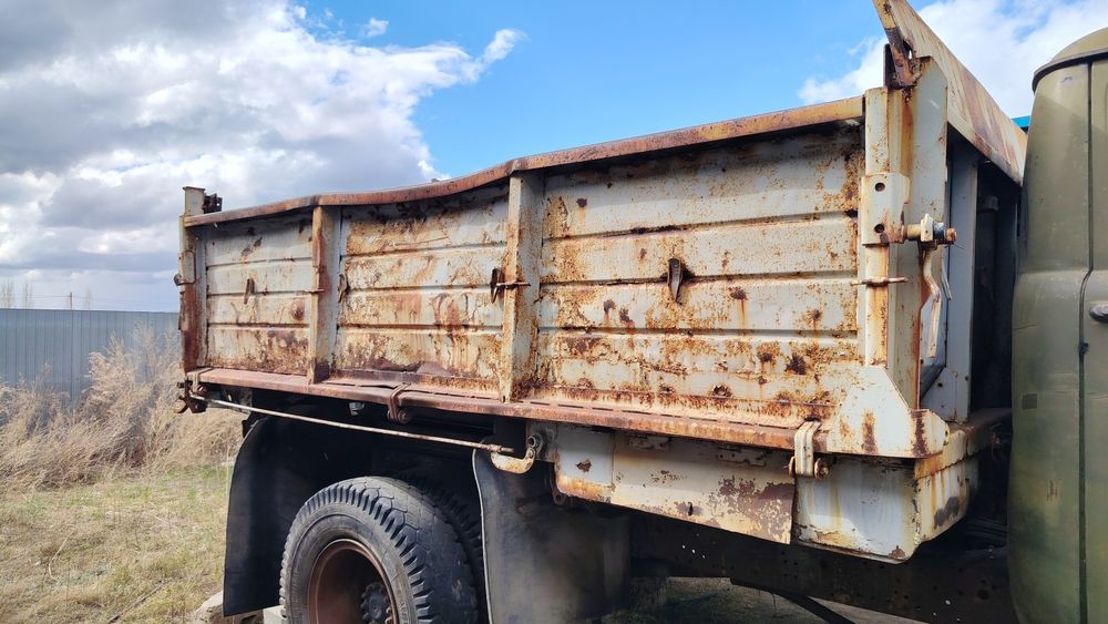 Продам кузов зил.