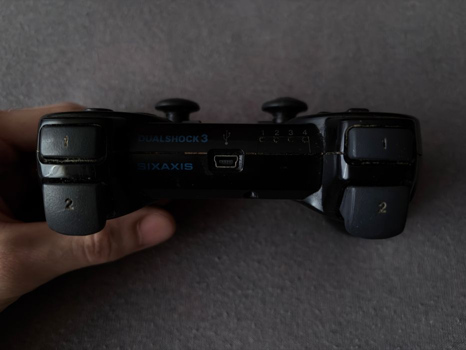 Sony PlayStation 3 Slim, 2 геймпада и 10 игр (не прошита)
