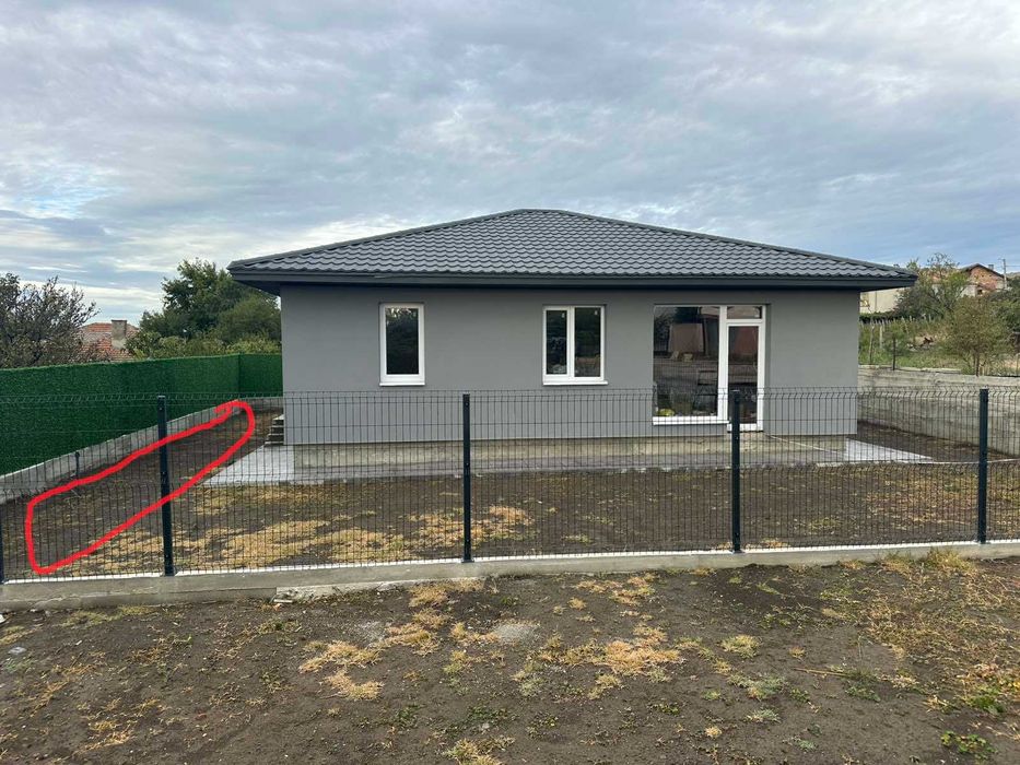 Нова къща с двор до Несебър