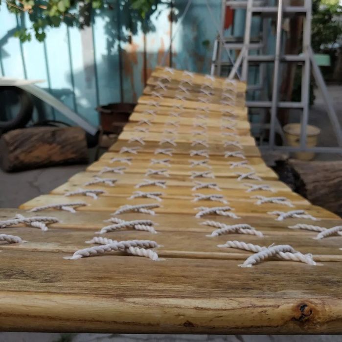 Гамак из деревянных досок