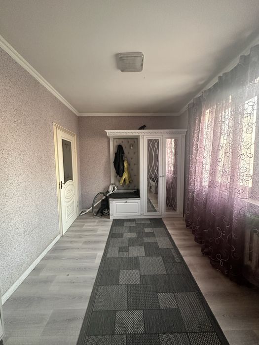 Дом  с большим двором