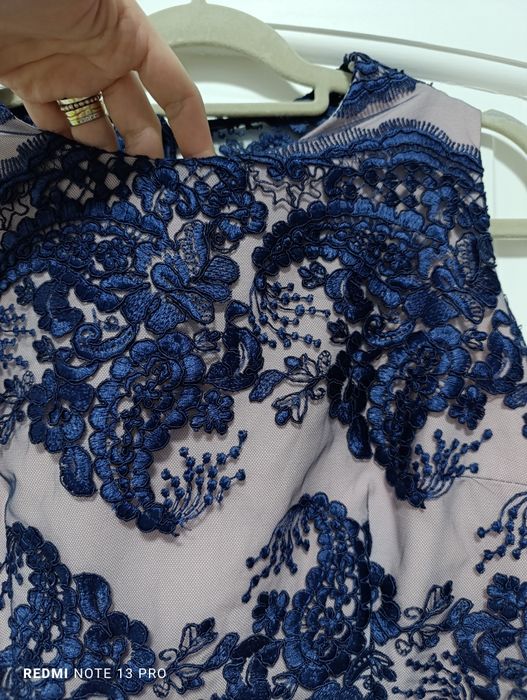 Vând rochie mărime 44