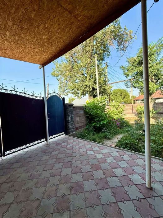 Продам дом в центе Каскелена