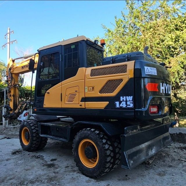 doosan 210 w 2017 yil hundai 145 w 2017 yil