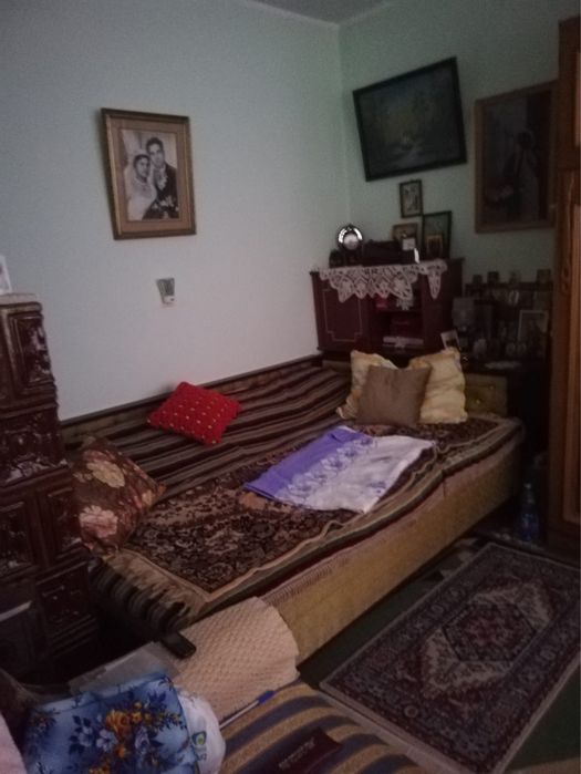 Casă singur in curte 4 camere zona Parc Rizer. Galati • OLX.ro