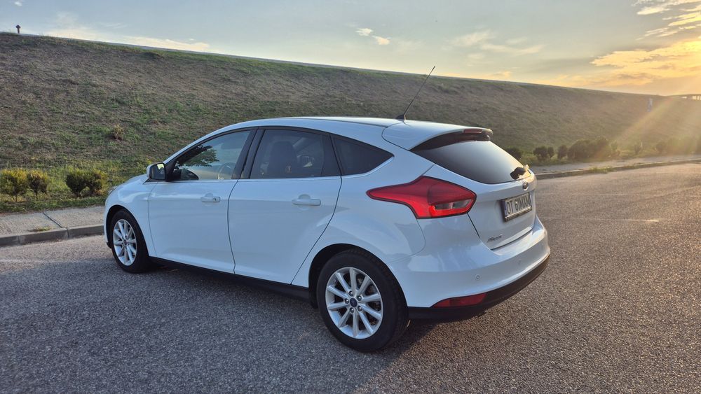 FORD Focus 2015 — imagine 4