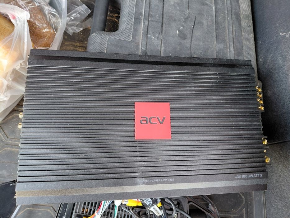 Продам 4х канальный усилитель