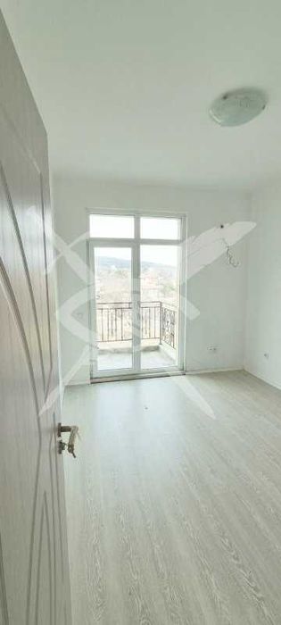 Продава се Тристаен апартамент в с. Кошарица, Област Бургас - 110 кв.м за 582 €/кв.м - Снимка #3