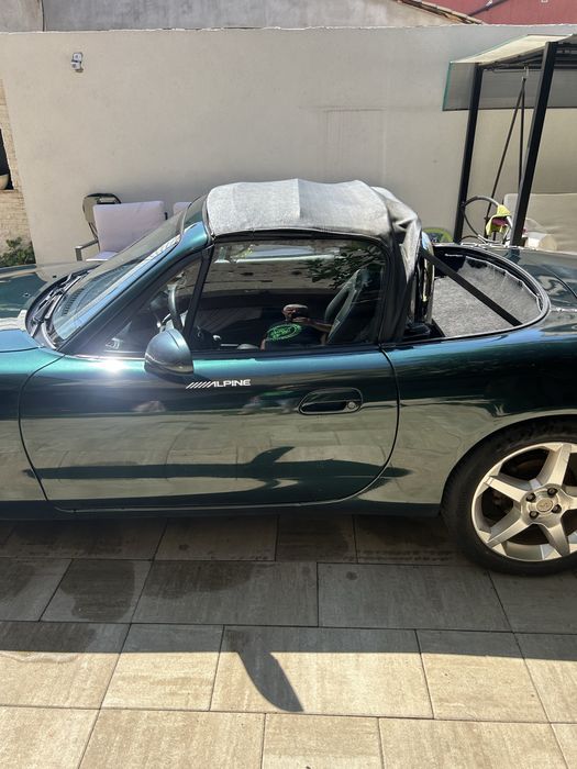 Vând Mazda mx5 stare buna fără rugina
