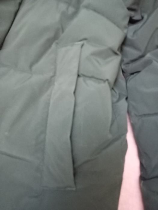 Продам зимний пуховик подростковый