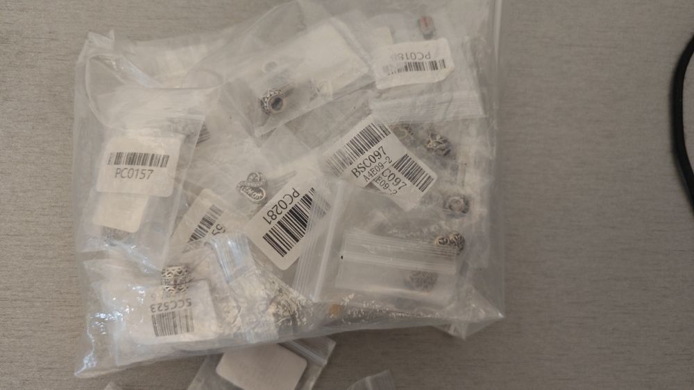 Талисмани и други сребърни бижура