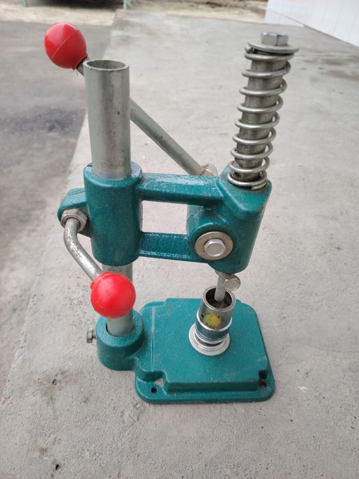 Инструмент для мягкий мебели