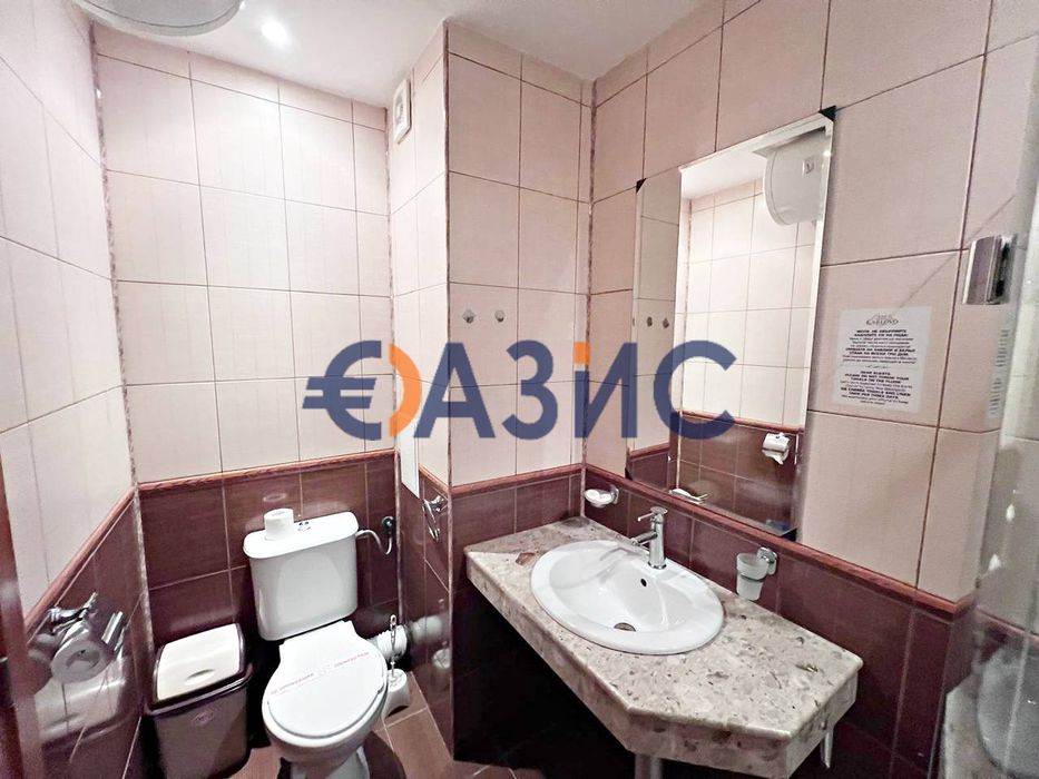 Продава се Двустаен апартамент в к.к. Слънчев бряг - 69 кв.м за 587 €/кв.м - Снимка #13