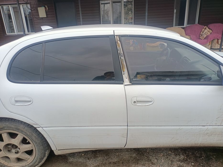 Продам машину Lexus GS300