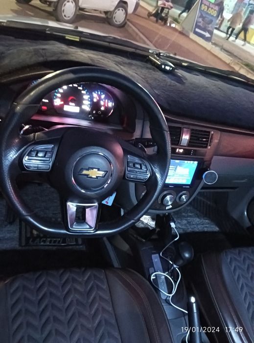 Lasseti srochni sotladi