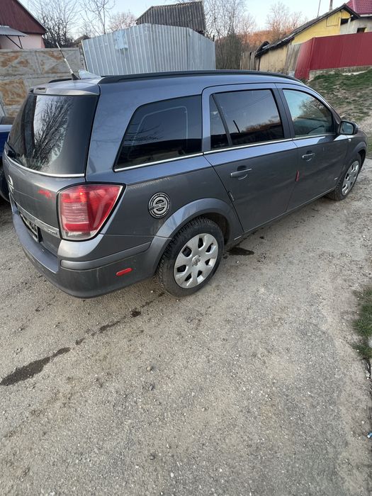 Opel astra H 1.7