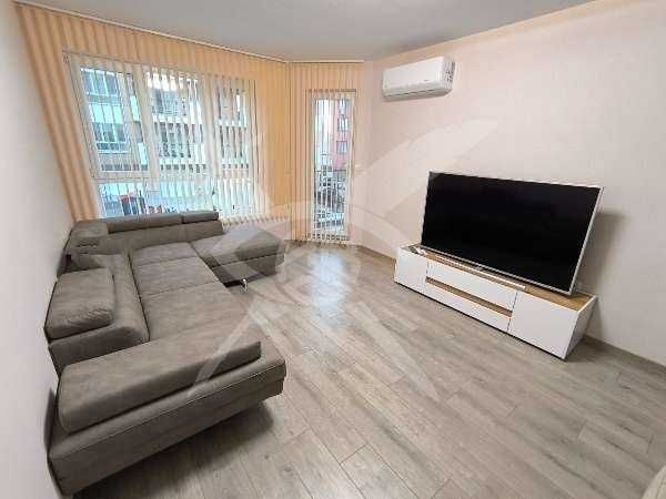 Тристаен апартамент - кв. Остромила - 11824891