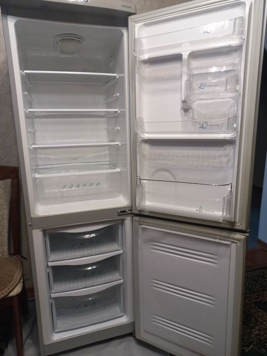 Продам холодильник SAMSUNG б/у