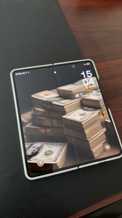 Продам fold4 в идеальном состоянии.