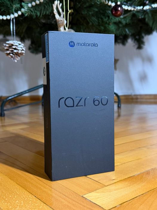 Motorola Razr 60 - 256 GB Memorie / SIGILAT