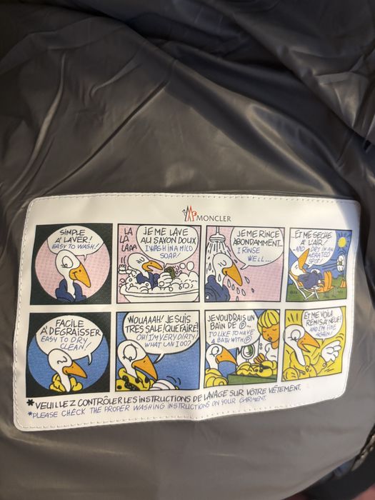 Moncler maya razmer XL ima NFC