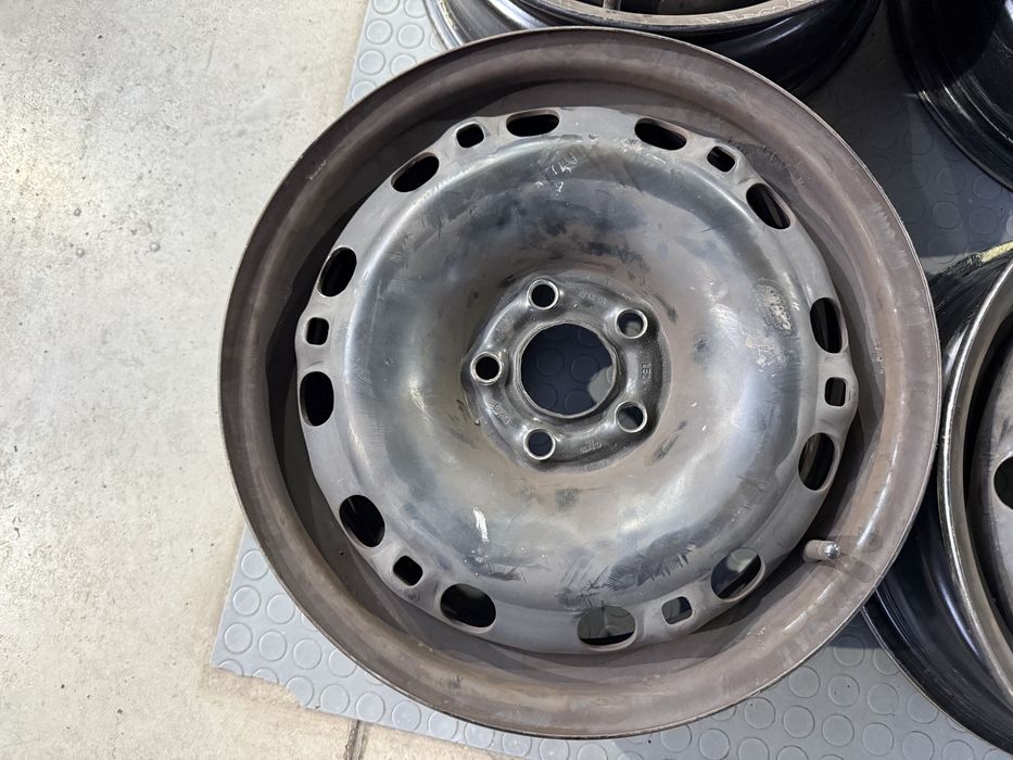4бр. ОТЛИЧНИ 15” Железни Джанти 5х100 за -SKODA/VW/VAG- 6Jx15H2, ET43