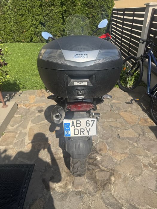 Bmw G650 GS 2011 vreau sa schimb cu cruiser!!