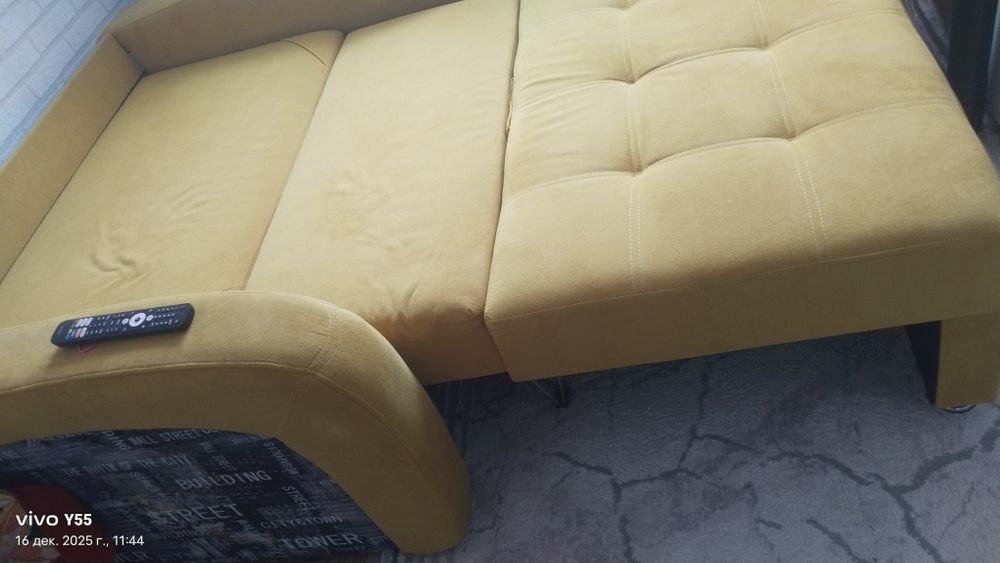 Диван в хорошем состоянии