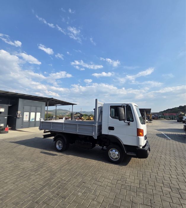 Nisan Atleon 3,5 t an 2010