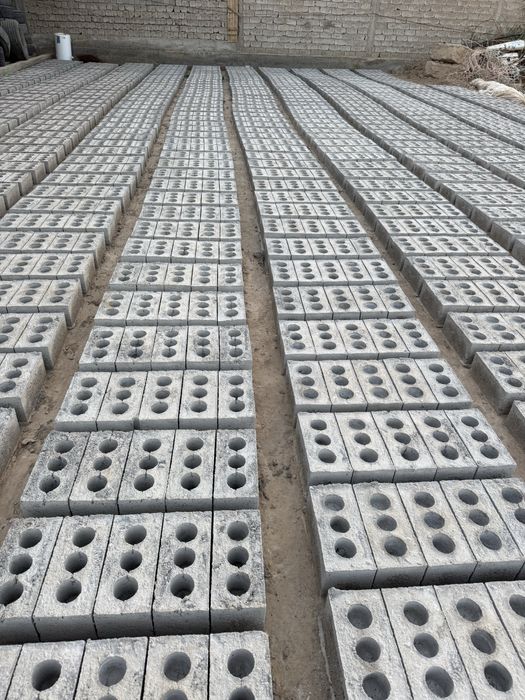 Шлака блок /прес блок