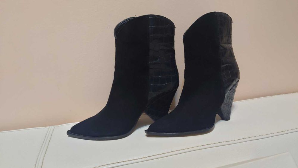 Дамски боти, естествена кожа, 38 размер, черни, италиянски