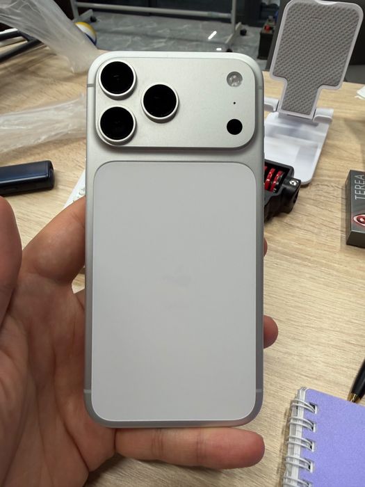 Iphone 17 pro max silver 256 esim
