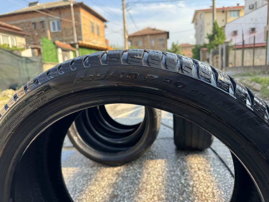 Зимна гума Pirelli Sottozero 3 рънфлат 245/40/20 спорпакет