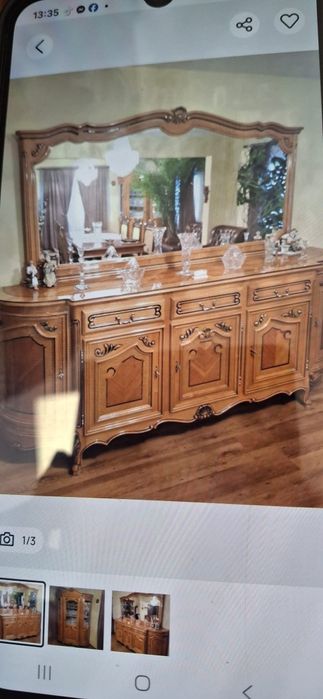 Mobila Sufragerie ,din lemn de cires , este un model unicat ,