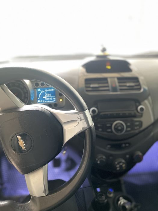Chevrolet spark 2014