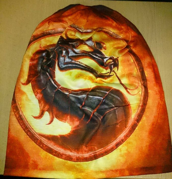 Двулицеви  шапки