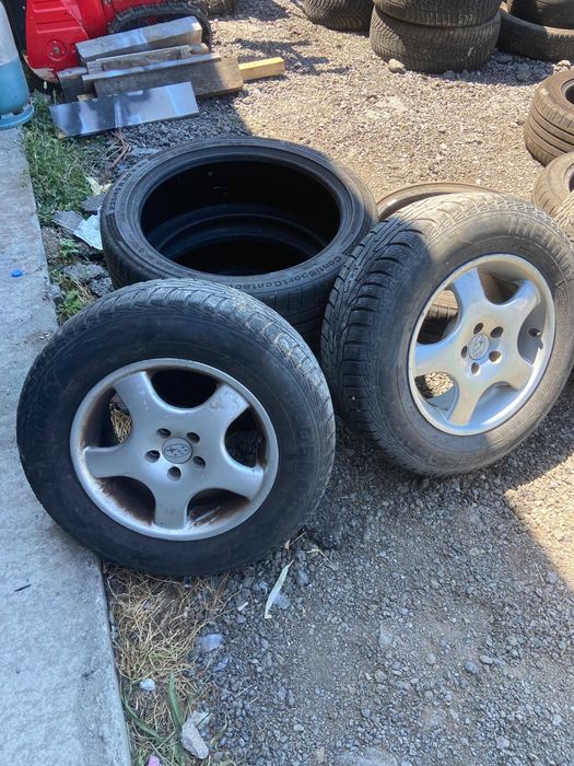 Гуми с джанти Субаро 205/70R15