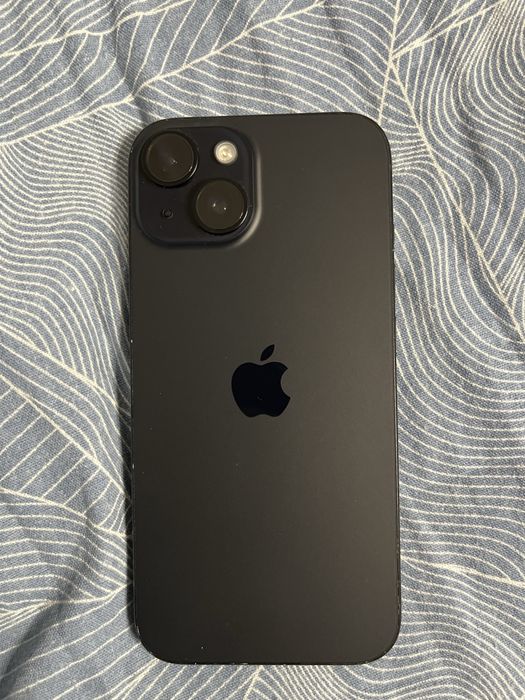 iPhone 15 128GB