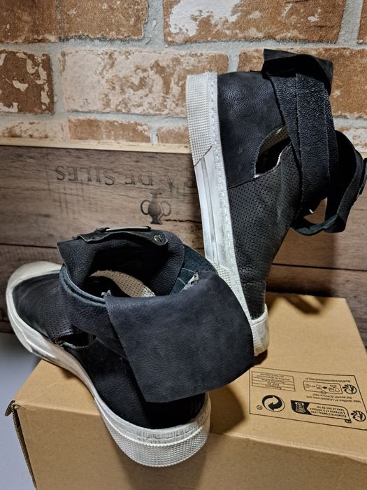 Дамски български  обувки от естесвена кожа - Пещера