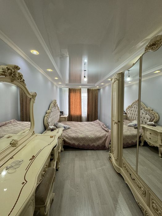 Спальный гарнитур с матрасом