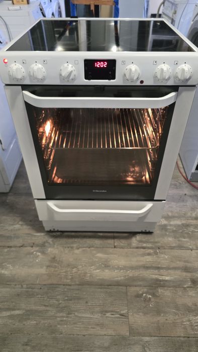 Печка Voss Electrolux