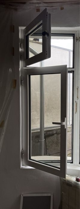 Прозорец дограма  205см. х 160см. ш. //165см. х 0.65см.