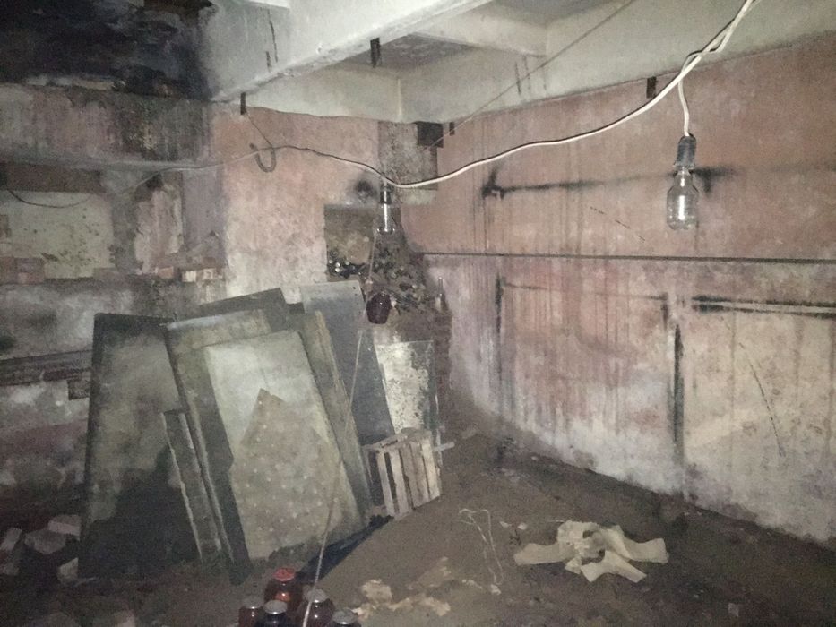 Продам гаражный бокс 60 кв