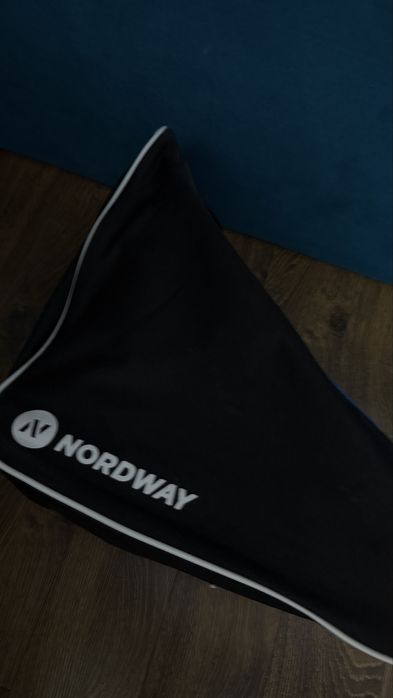 Коньки (хоккейные)