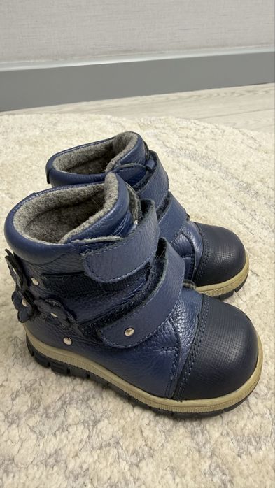 Детские ботинки на весну-осень