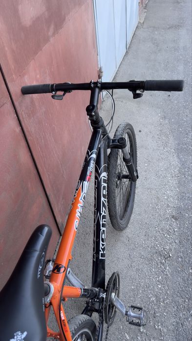 Bicicleta mountain bike hardtail