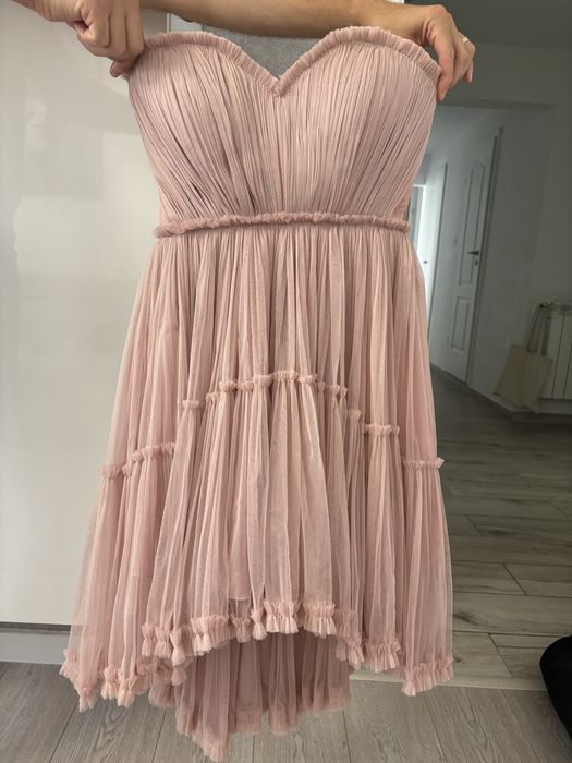 Vand rochie de ocazie - Ana Radu